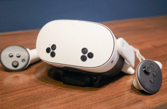 The Meta Quest 3S VR headset drops to a record-low price for Black Friday