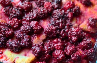 Old-Fashioned Blackberry Deep Dish Cobbler