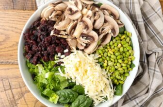 Crunchy Spinach Salad – Barefeet in the Kitchen